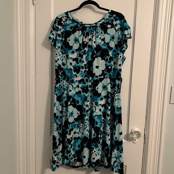 NWT Michael Kors Plus Size Floral-Print A-Line Dress Size 2X - Picture 3 of 8